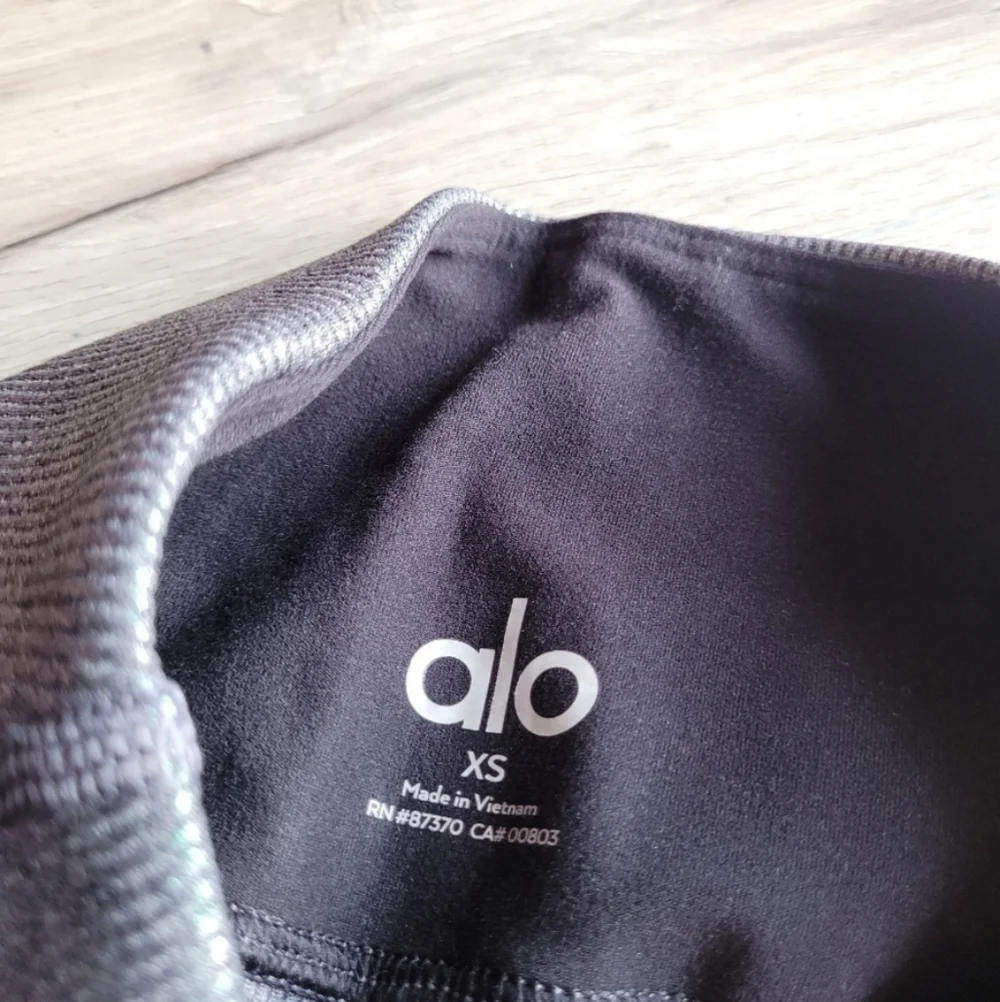 ALO Yoga Soft Ribbed Leggings